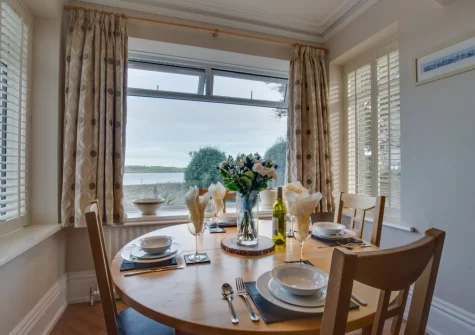 The dining area at 1 Pentyre House, Padstow