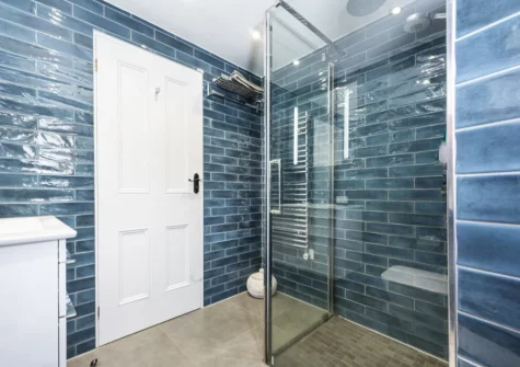 The shower room at 1 The Cottages, Ludgvan