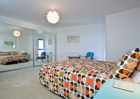 The bedroom at 10 Seaquest, Newquay