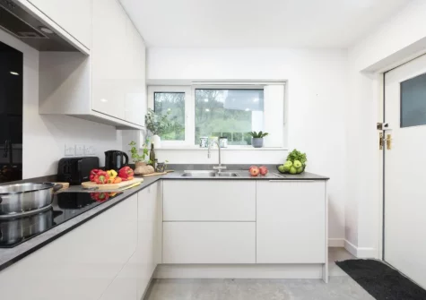 The kitchen at 10 The Valley, Porthcurno