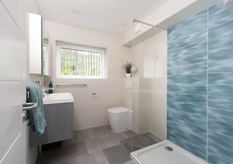 The shower room at 10 The Valley, Porthcurno