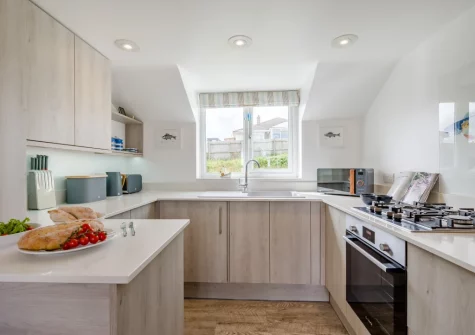 The kitchen at 10 The Watermark, Newquay