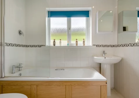 Bedroom #2 en-suite bathroom at 10 The Watermark, Newquay