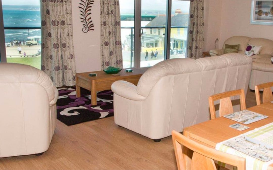 11 Latitude 51, Westward Ho!