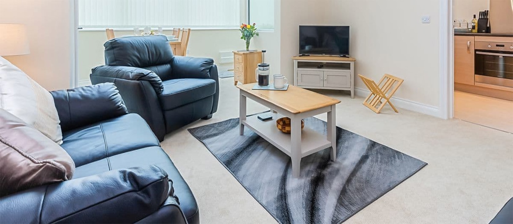 11 Seaford Sands, Paignton is a two bedroom modern apartment a short stroll from Goodrington Sands. The modern accommodation is beautifully furnished and appointed with stairs to bedrooms. Parking & communal gardens.