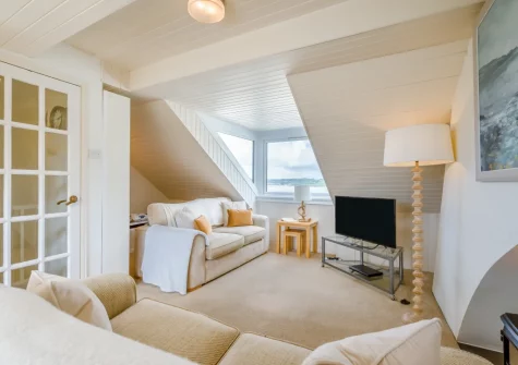 The second floor living room at 12 New Street, Padstow