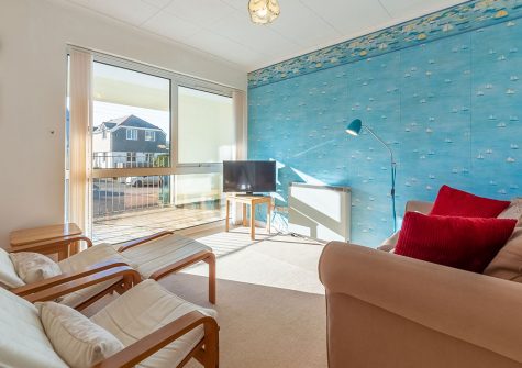 The living area at 12 Westward, Polzeath