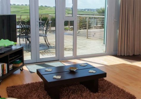 12 Zinc, Newquay