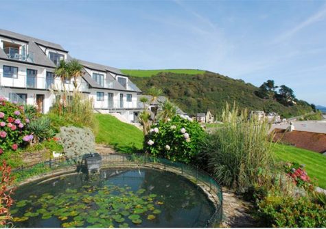 Mount Brioni is set in beautiful grounds just yards from the beach