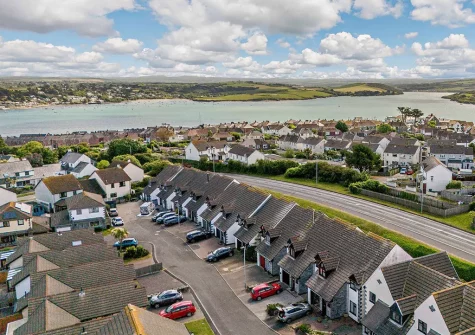 18 Raleigh Close is an ideal base for exploring Padstow and everything the town has to offer