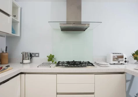 The kitchen at 18 The Sands, Carbis Bay