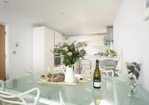 The dining area at 18 The Sands, Carbis Bay