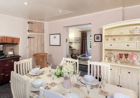 The dining room at 2 Bittadon Cottages, Bittadon