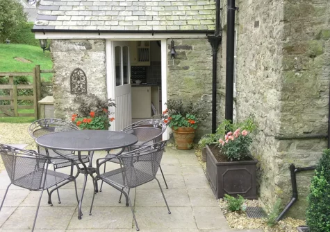 The patio at 2 Bittadon Cottages, Bittadon