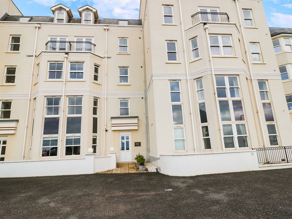 2 Great Cliff, Dawlish Holiday homes in Dawlish