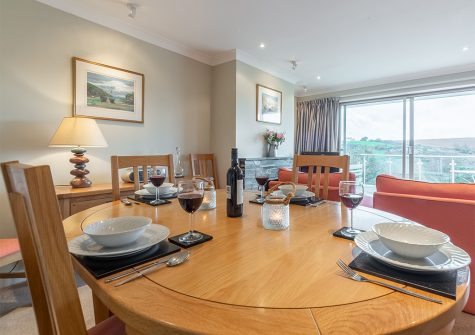 The dining area at 2 Silvershell View, Port Isaac