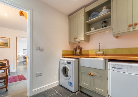 The utility room at 2 The Fish Cellars, Port Quin
