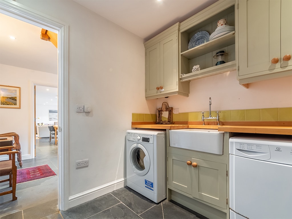 2 The Fish Cellars, Port Quin Holiday homes in Rock & Polzeath