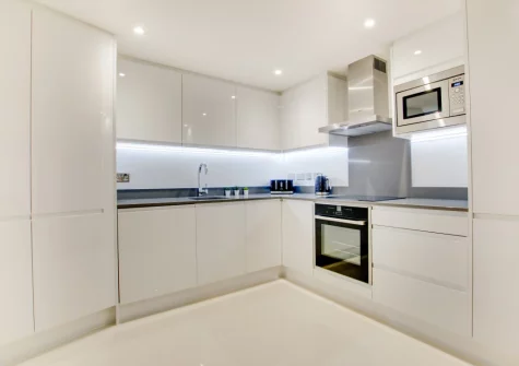 The kitchen at 2 The Sail Loft, Dartmouth