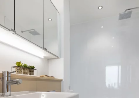 The shower room at 22 Horizon View, Westward Ho!