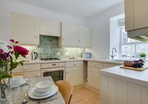The kitchen & dining area at 26 Wesley Place, St Ives