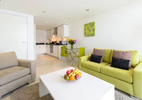 The living & dining area at 28 Rocklands, Newquay