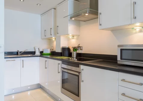 The kitchen at 28 Rocklands, Newquay