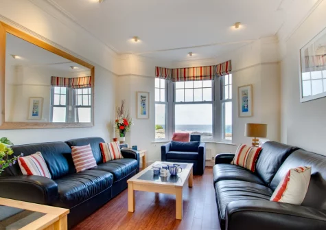 The living room at 2A Clodgy View, St Ives