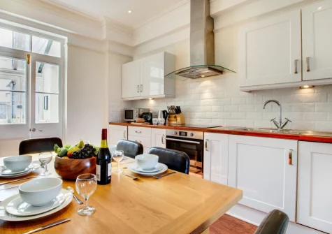 The kitchen & dining area at 2A Clodgy View, St Ives