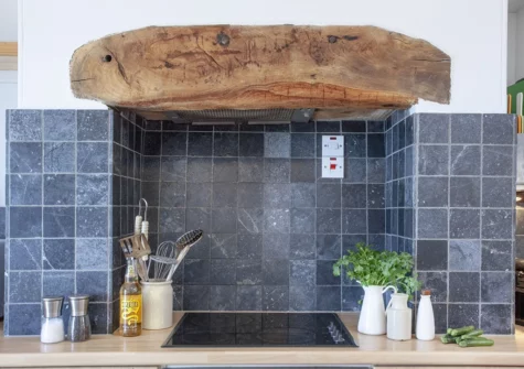 The kitchen at 3 Bayview, Torcross