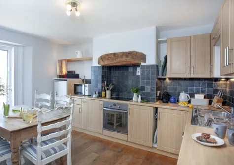 The kitchen at 3 Bayview, Torcross
