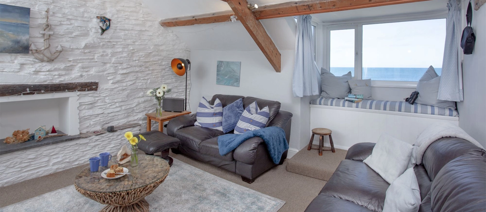 3 Bayview, Torcross is a charming seaside holiday home with stunning ocean views. This three-bedroom property offers a unique coastal living experience, with the beach just steps away and a variety of local dining options nearby.