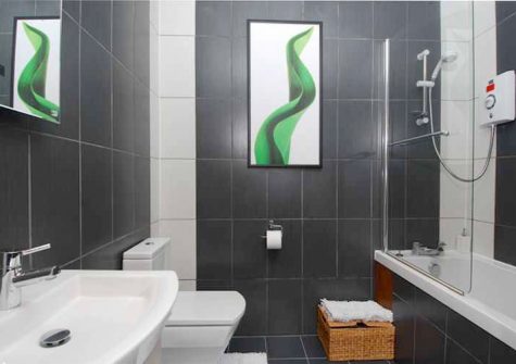 The bathroom @ 3 High Gables, Paignton