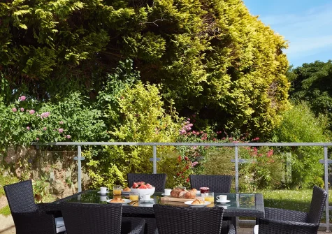 The terrace & alfresco dining area at 3 Sandy Lane, Carbis Bay