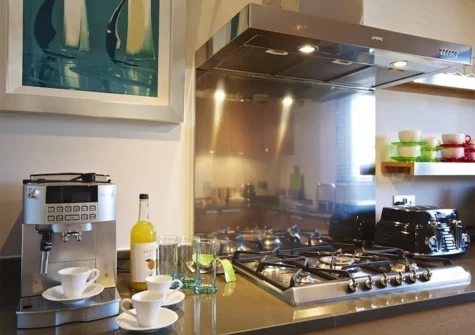 The kitchen at 32 Dart Marina, Dartmouth