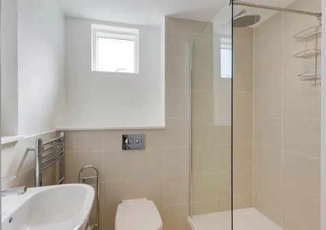 Bedroom #1 en-suite shower room at 34 The Dunes, Perranporth