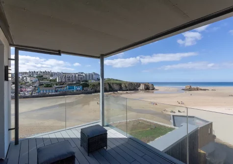 The balcony & alfresco dining area at 34 The Dunes, Perranporth