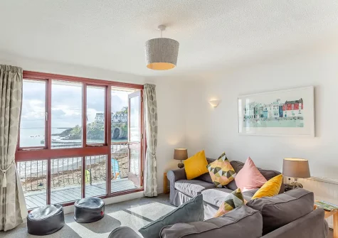 The living area at 4 Admiralty Court, Looe