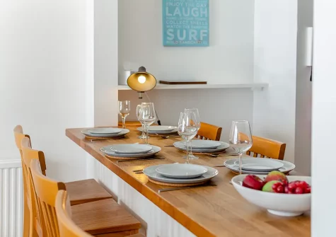 The dining area at 4 Admiralty Court, Looe