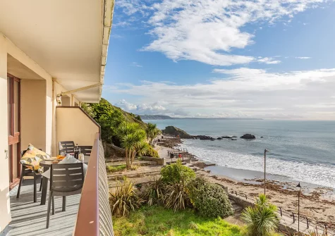 The balcony & outdoor sitting area at 4 Admiralty Court, Looe