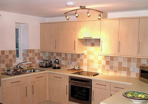 The kitchen @ 4 Belvedere Court, Paignton