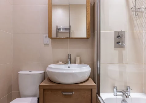 The bathroom at 4 Fernhill, Carbis Bay