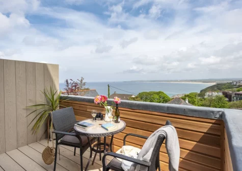 The balcony & outdoor sitting area at 4 Fernhill, Carbis Bay