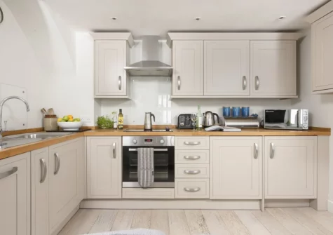 The kitchen at 4 Quayside, Fowey