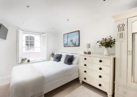 Bedroom #1 at 4 Quayside, Fowey