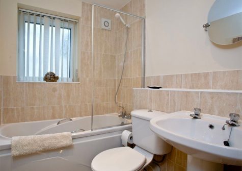 The bathroom at 4 Richmond House, Dawlish