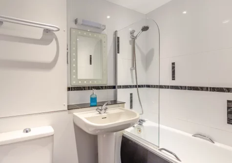 The bathroom at 46 Carrack Widden, St Ives