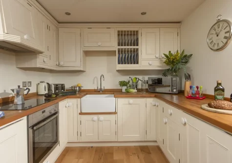 The kitchen at 5 Sandy Lane Apartments, Carbis Bay