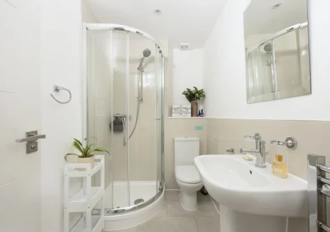 The shower room at 55 Una, St Ives