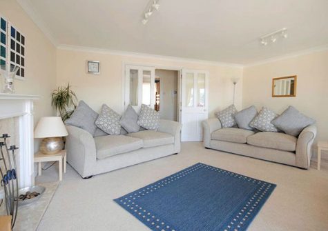 The living area @ 56 Moorings Reach